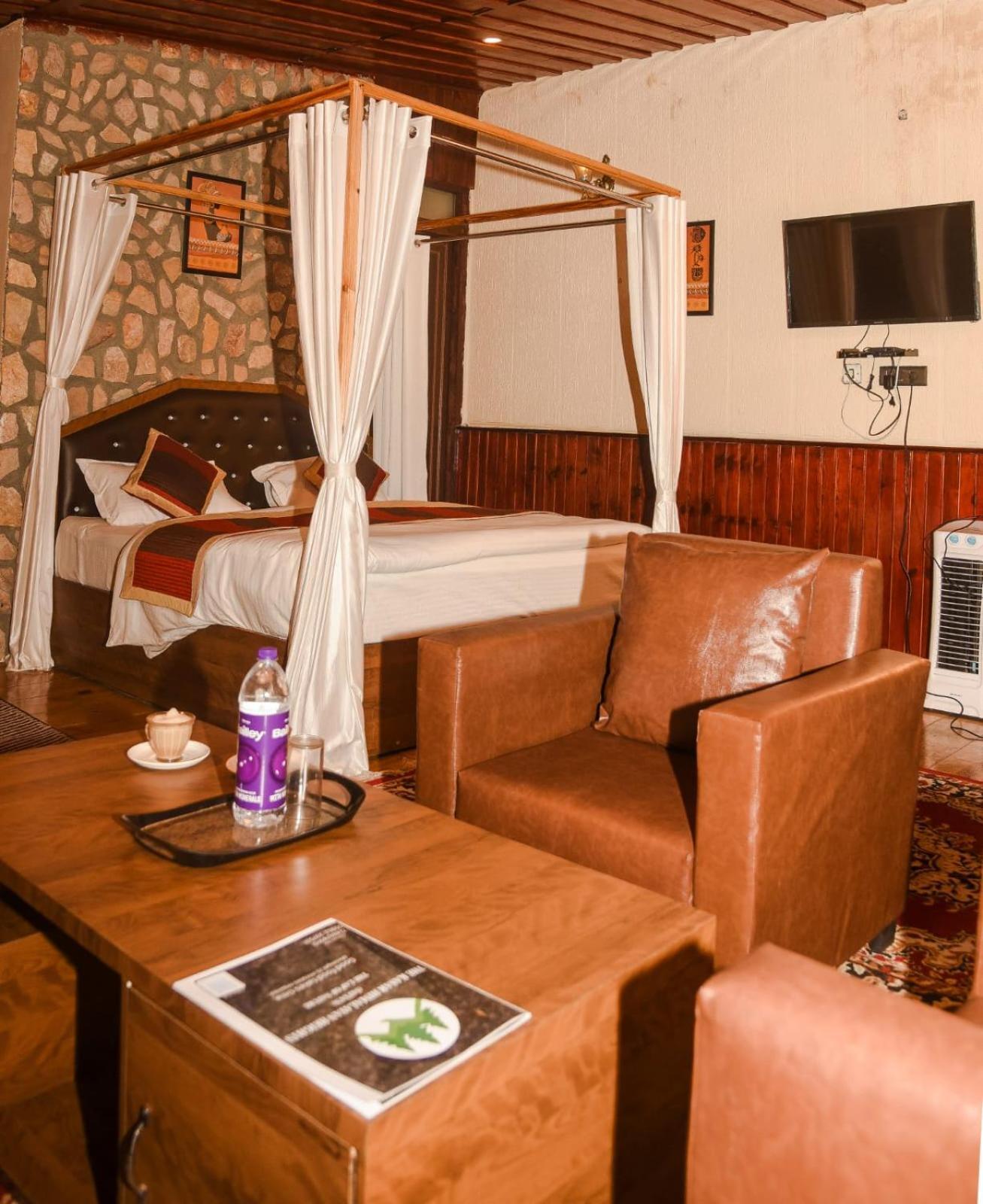 Hotel The Himalayan Heights Satya'S Kasardevi Almora Exterior foto
